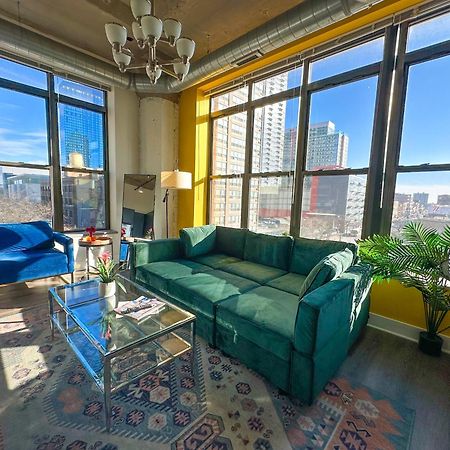 Bright 2Br Luxury Corner Suite With Optional Parking Sleeps 6 Guests Near Mccormick Place And Soldier Field Chicago Exterior foto