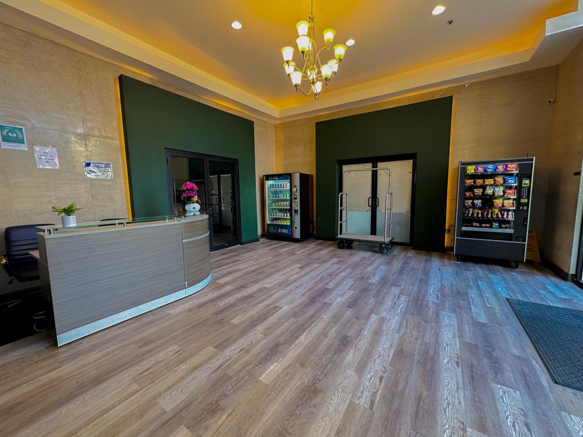 Bright 2Br Luxury Corner Suite With Optional Parking Sleeps 6 Guests Near Mccormick Place And Soldier Field Chicago Exterior foto